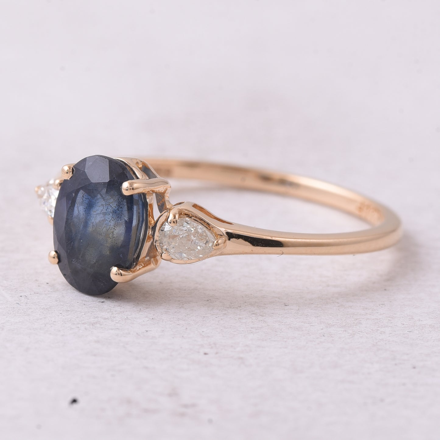 1.79 Ct Oval Mixed Cut Natural Sapphire 14K Gold Ring