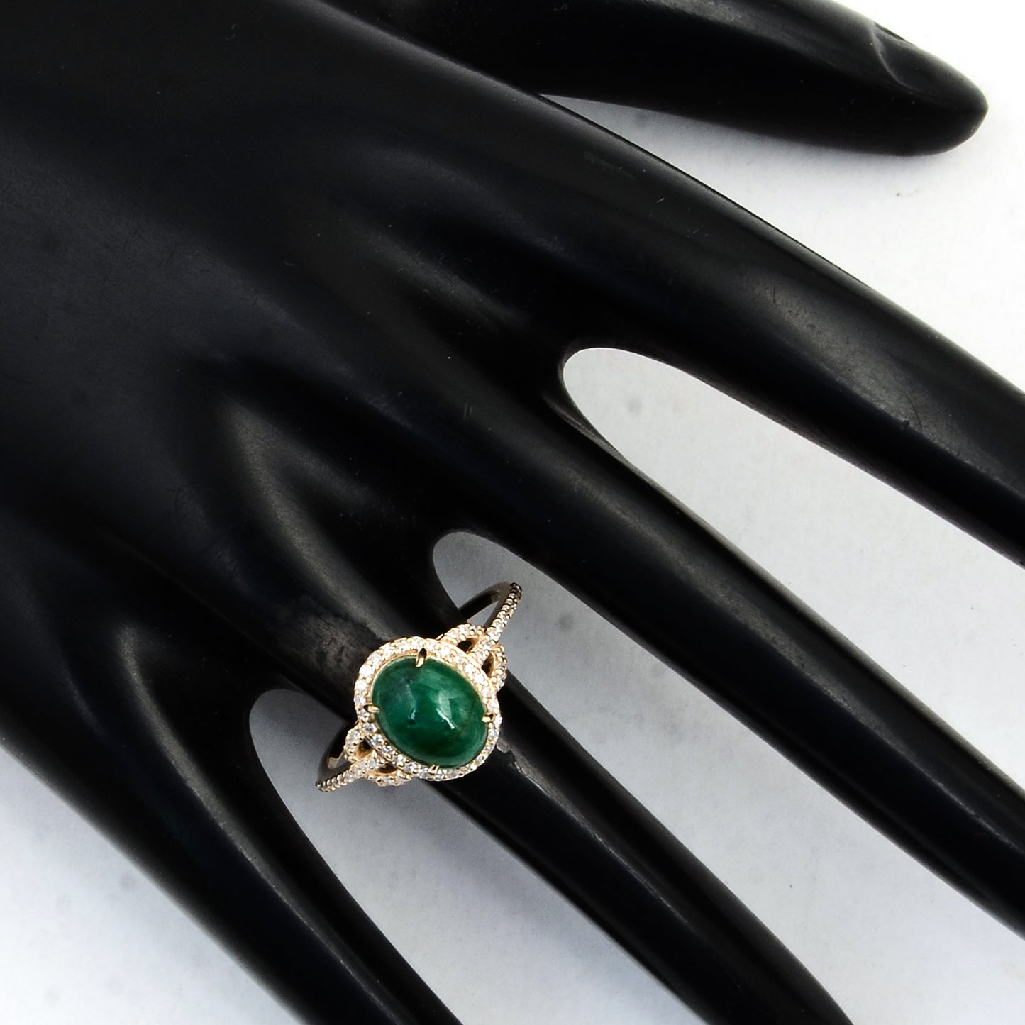 2.43 Ct Oval Cabochon Natural Beryl Emerald 14K Gold Ring