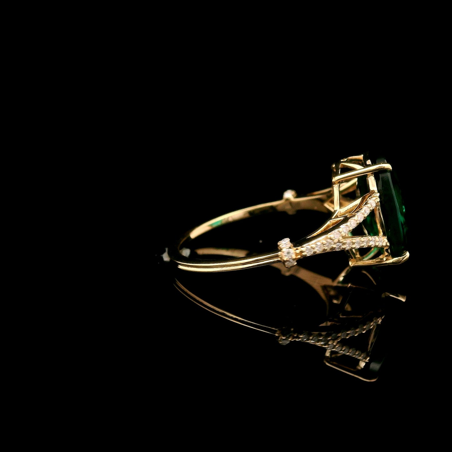 3.83 Ct Oval Mixed Cut Lab Grown Emerald 14K Gold Ring