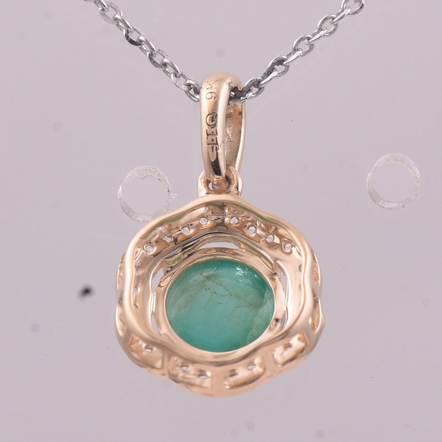 0.79 Ct Round Emerald 9K Gold Pendant