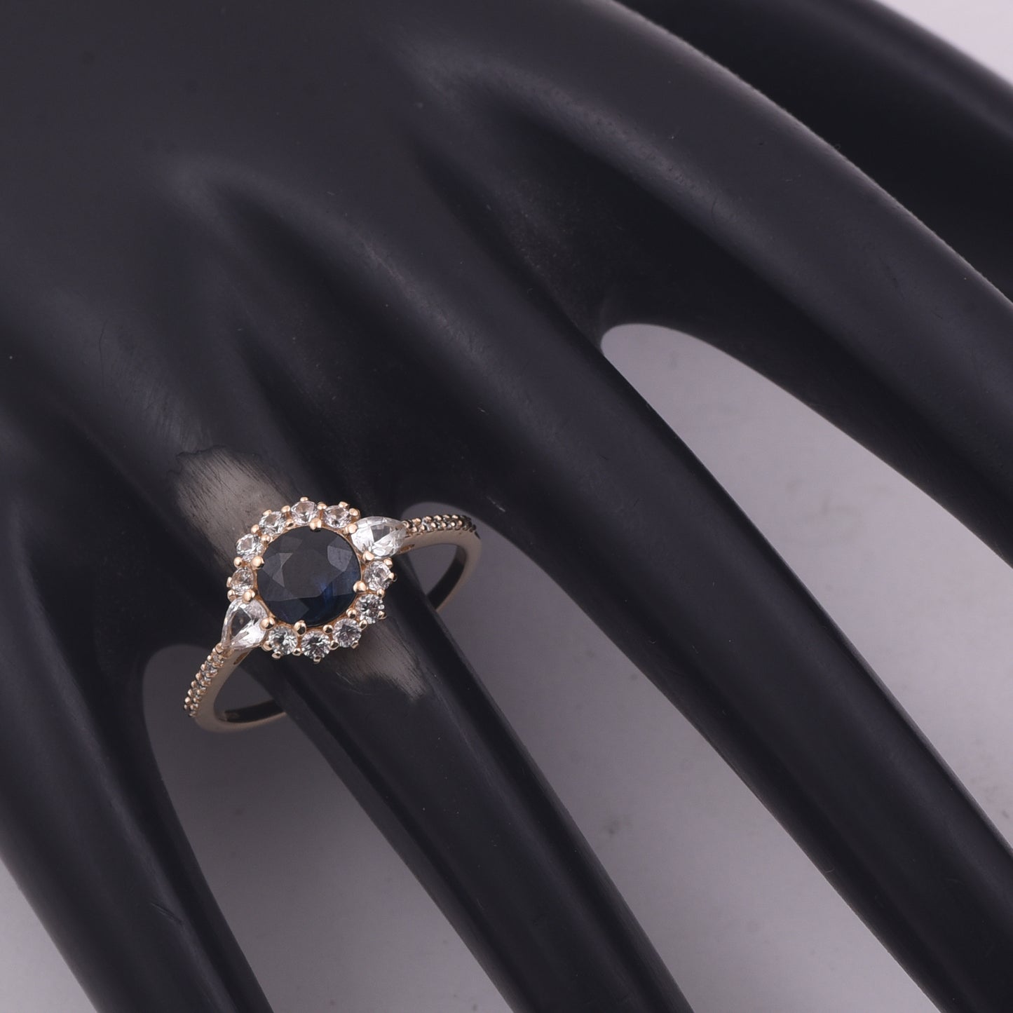 1.49 Ct Round Mixed Cut Natural Sapphire 14K Gold Ring