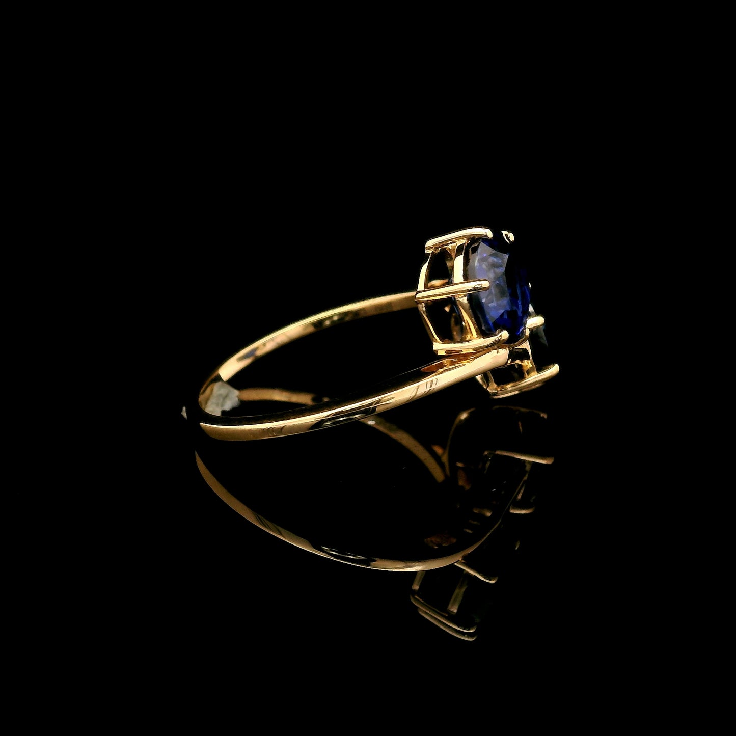 4.00 Ct Round Lab Grown Sapphire 14K Gold Ring