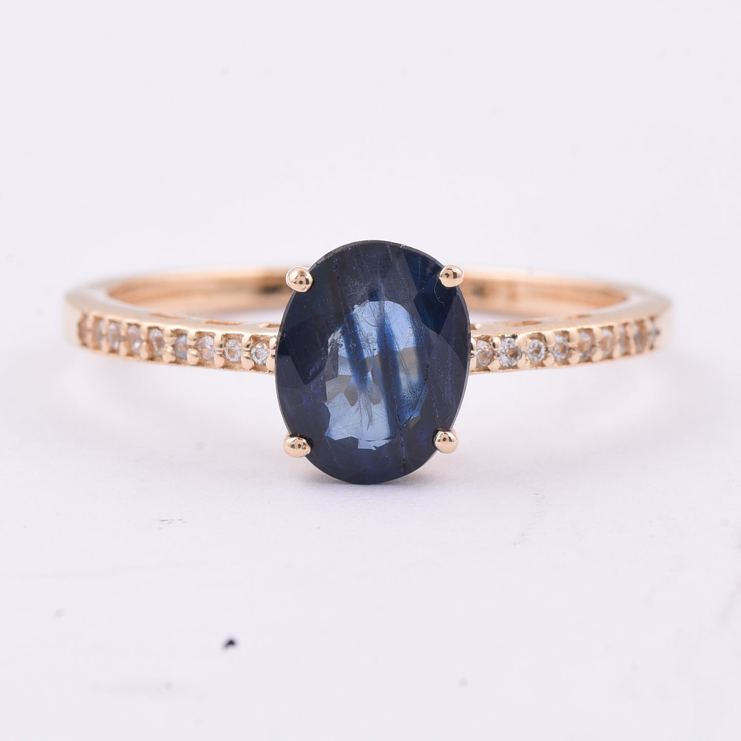 1.56 Ct Oval Natural Sapphire 14K Gold Ring