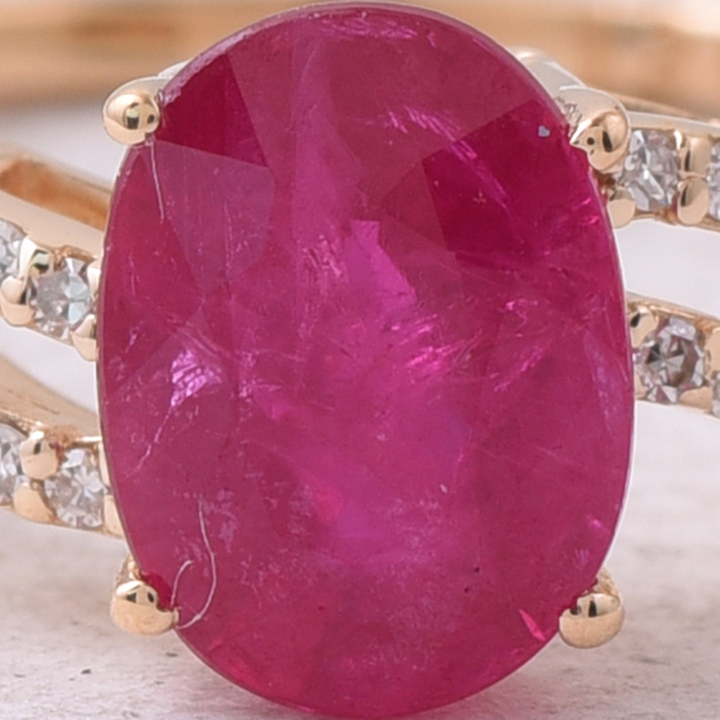 1.67 Ct Oval Natural Ruby 14K Gold Ring