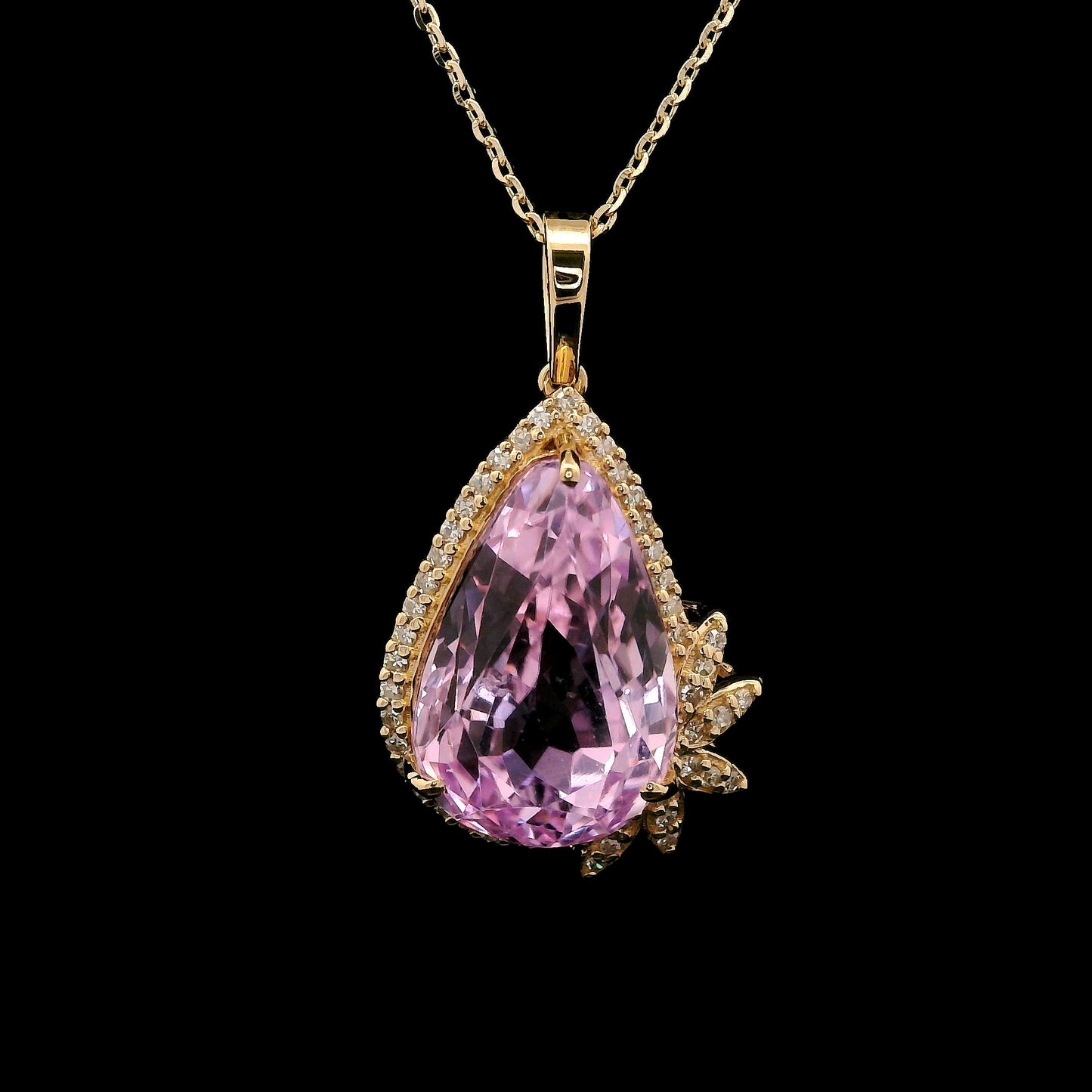 8.00 Ct Pear Kunzite 14K Gold Pendant
