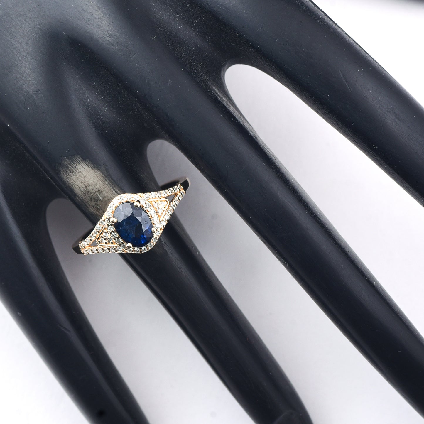 1.52 Ct Oval Mixed Cut Natural Sapphire 14K Gold Ring