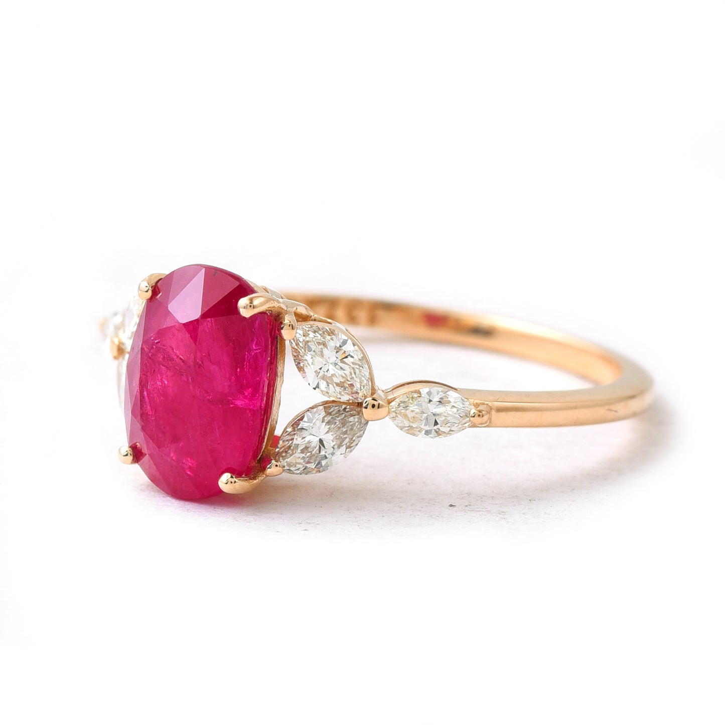 1.64 Ct Oval Mixed Cut Natural Ruby 14K Gold Ring