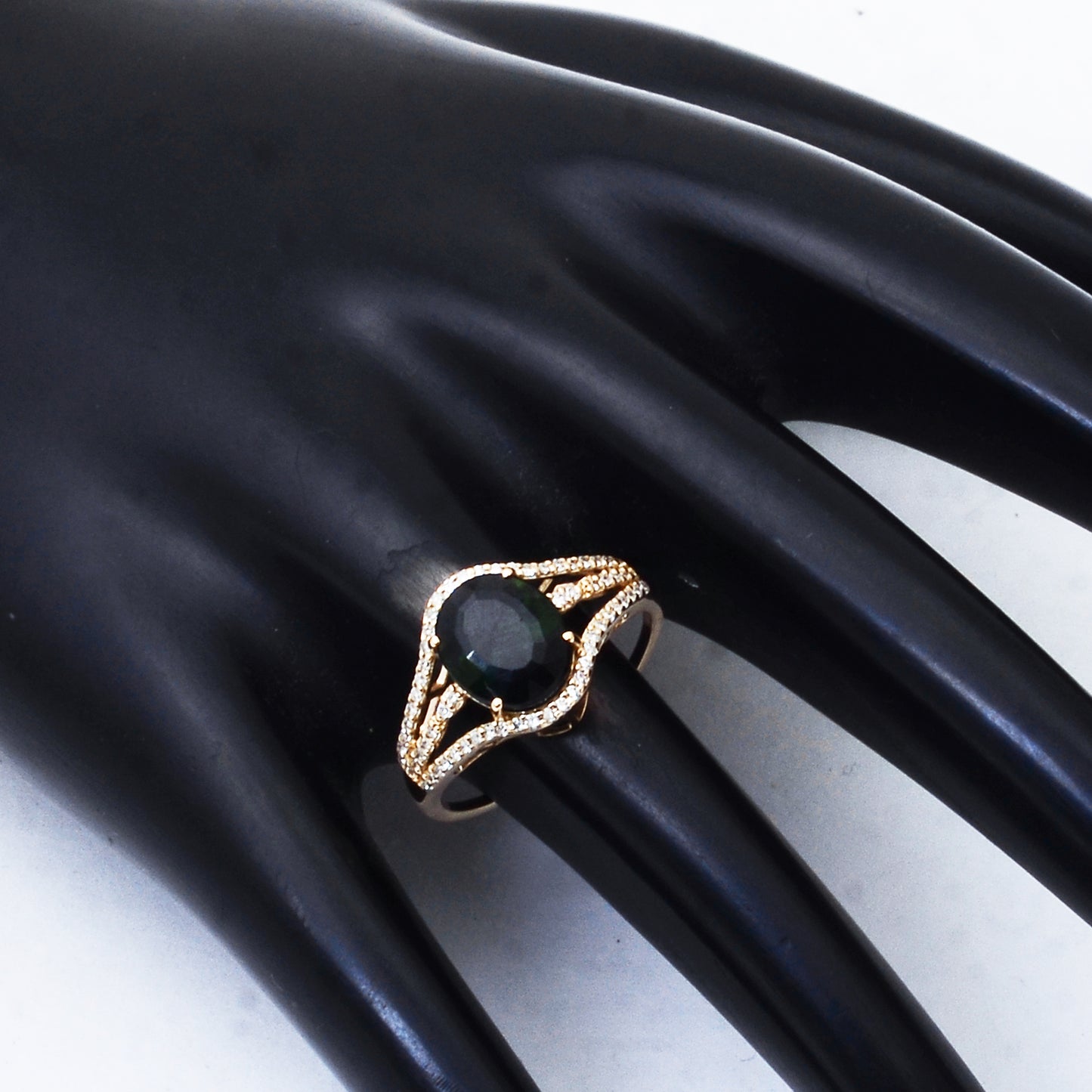 2.64 Ct Oval Mixed Cut Natural Tourmaline 14K Gold Ring