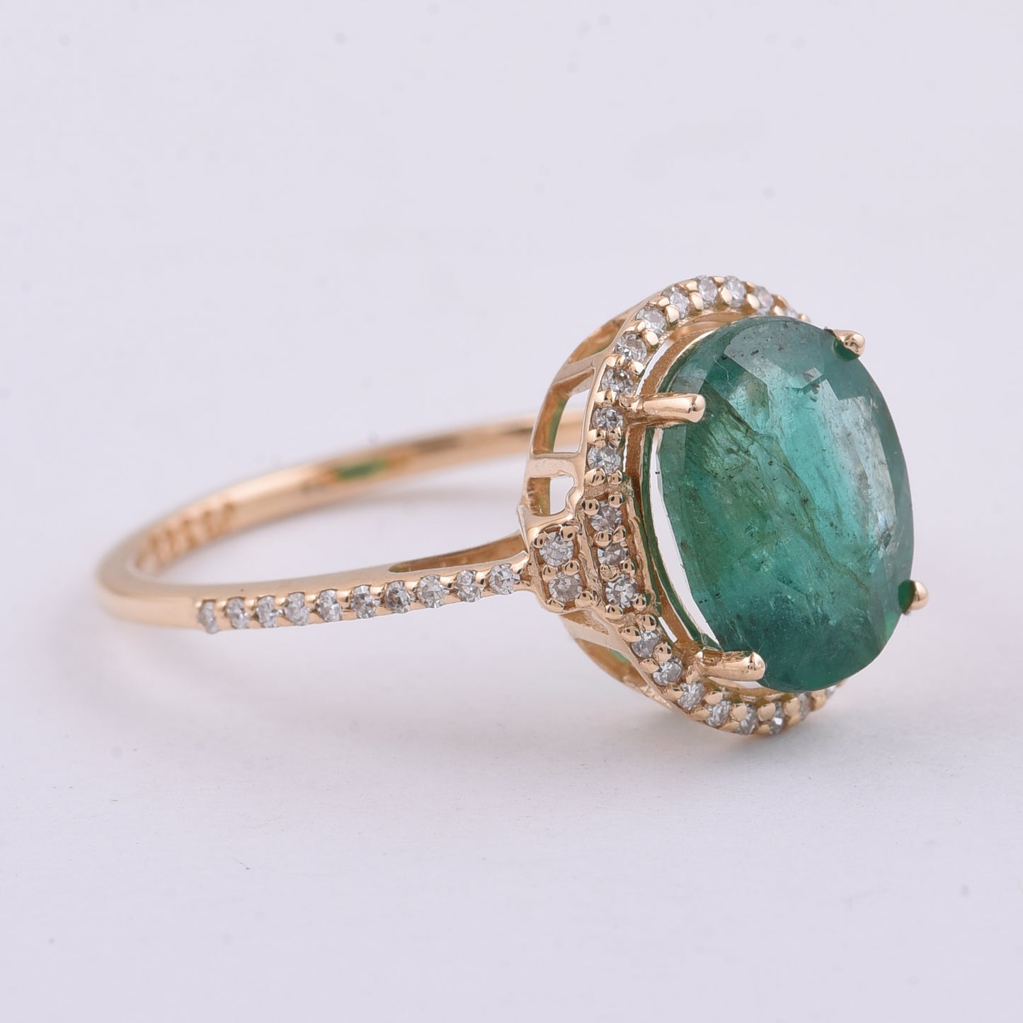 2.87 Ct Oval Natural Emerald 14K Gold Ring