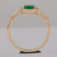 1.08 Ct Oval Emerald 9K Gold Ring