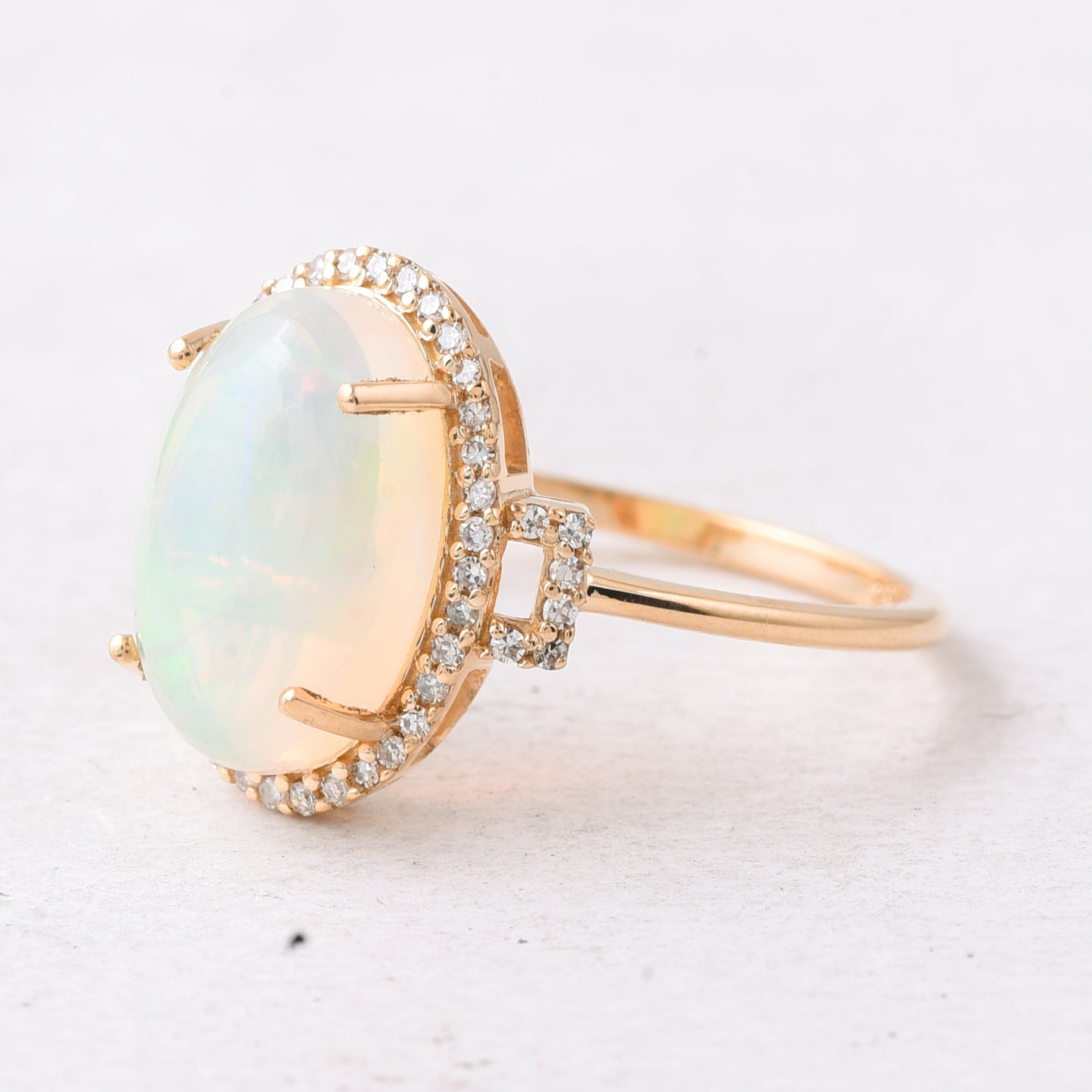 2.46 Ct Oval Cabochon Cut Natural Opal 14K Gold Ring