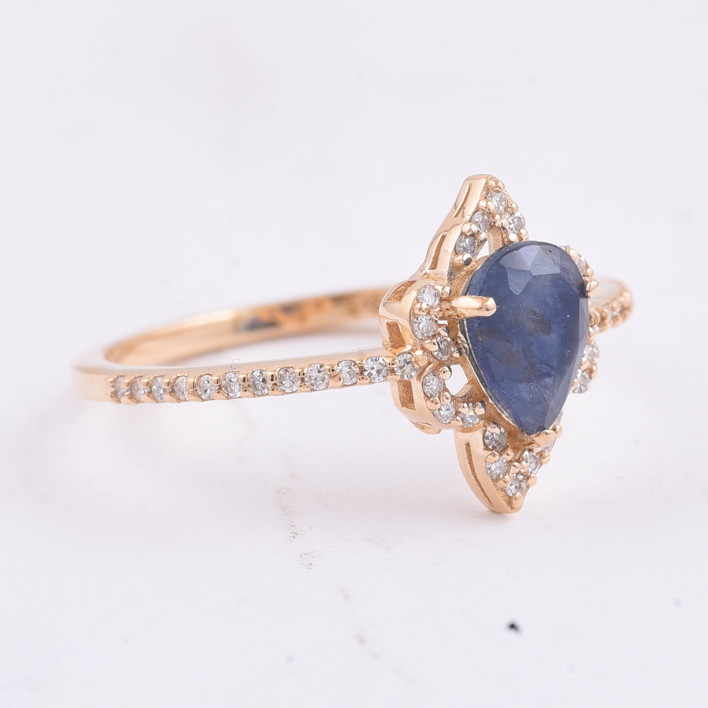 1.00 Ct Pear Natural Sapphire 14K Gold Ring