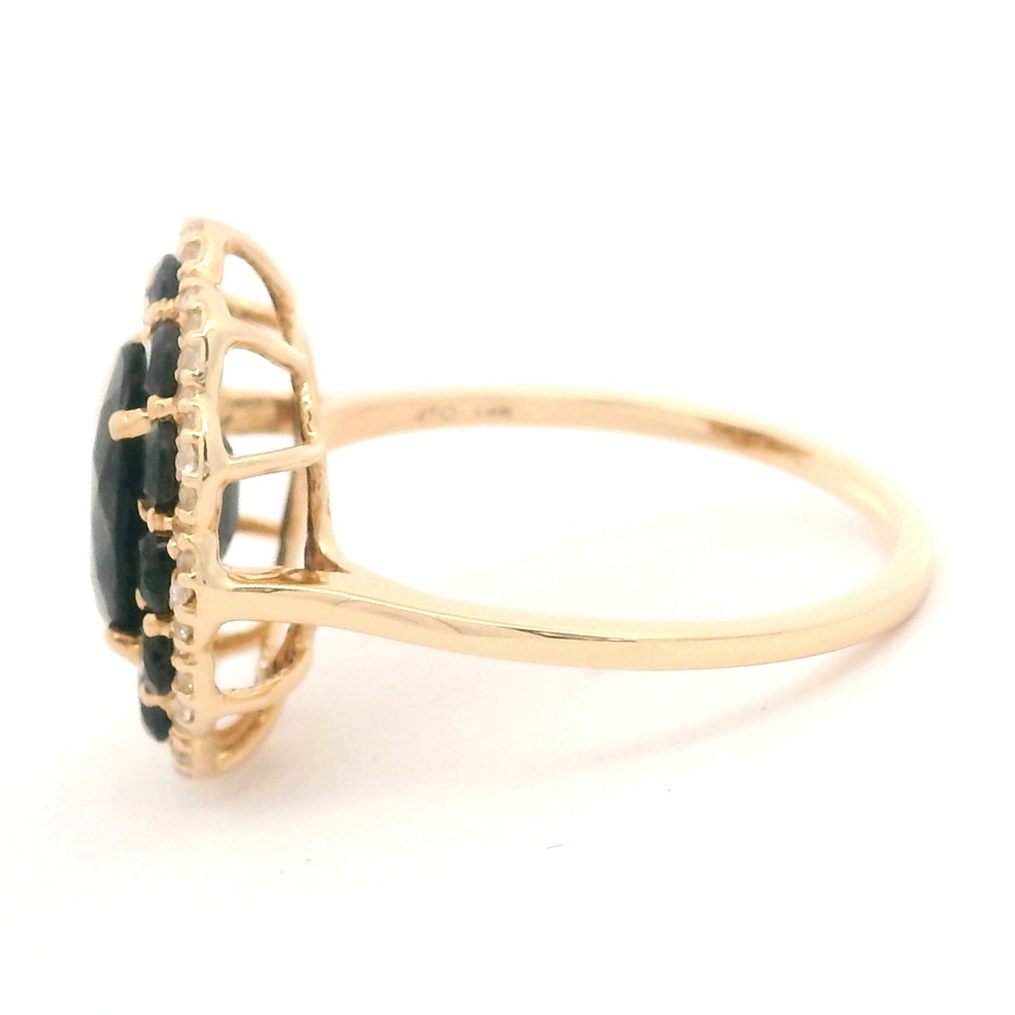 3.67 Ct Oval Sapphire 14K Gold Ring