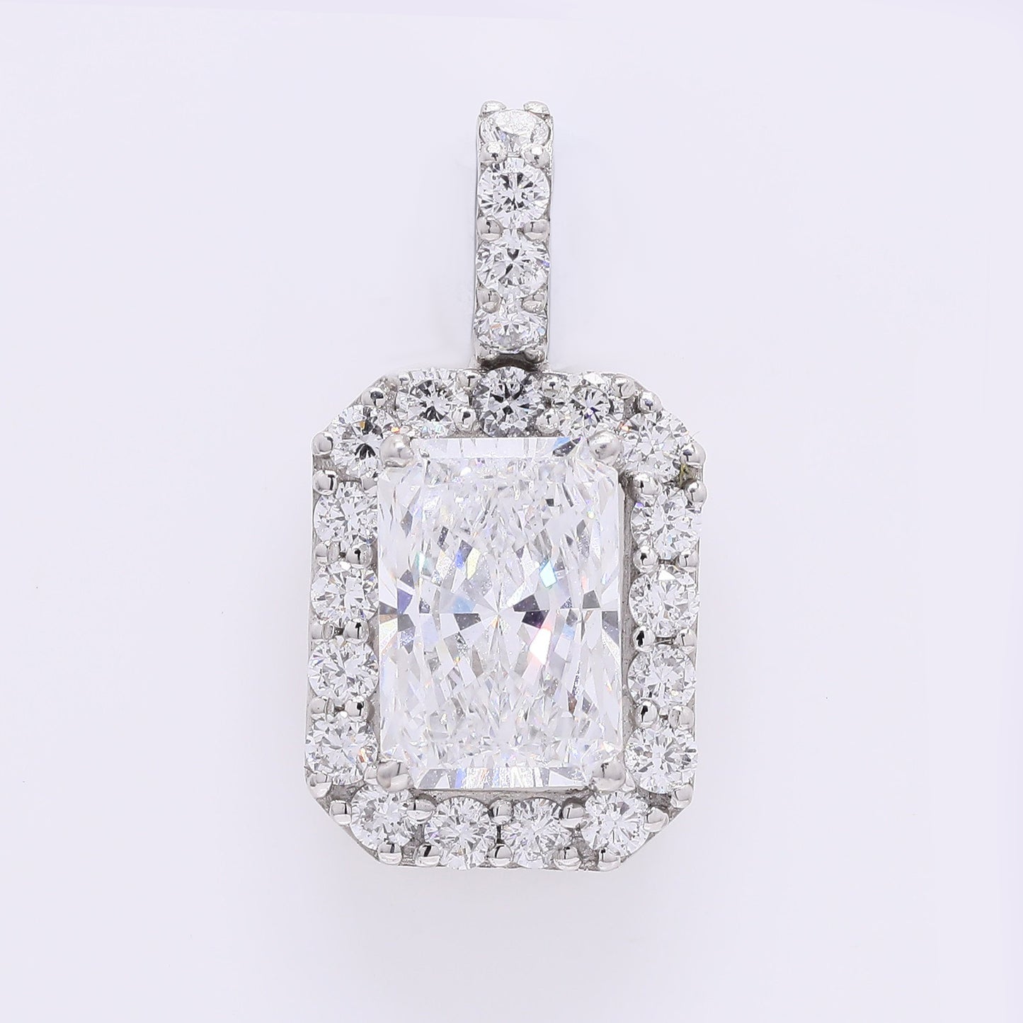 2.60 Carats Lab Grown Diamond 950 Platinum Pendant