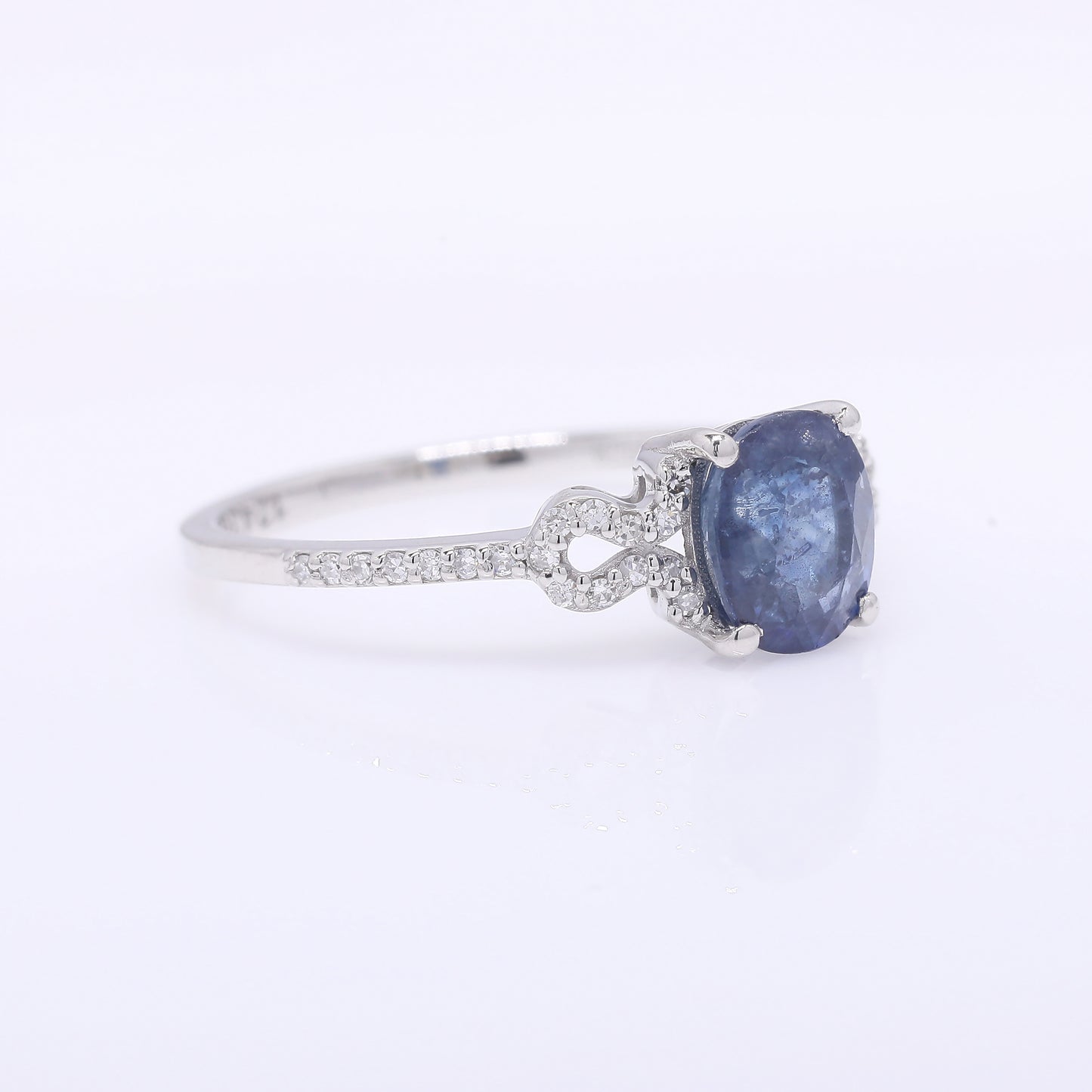 1.57 Ct Oval Mixed Cut Natural Sapphire 950 Platinum Ring