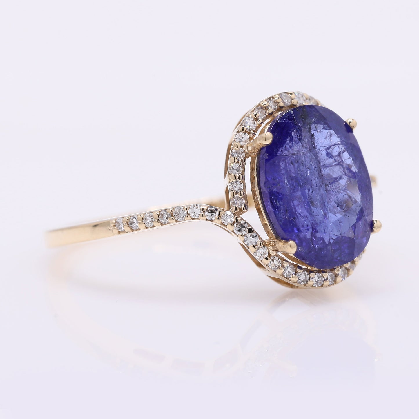 3.40 Ct Oval Mixed Cut Natural Tanzanite 14K Gold Ring