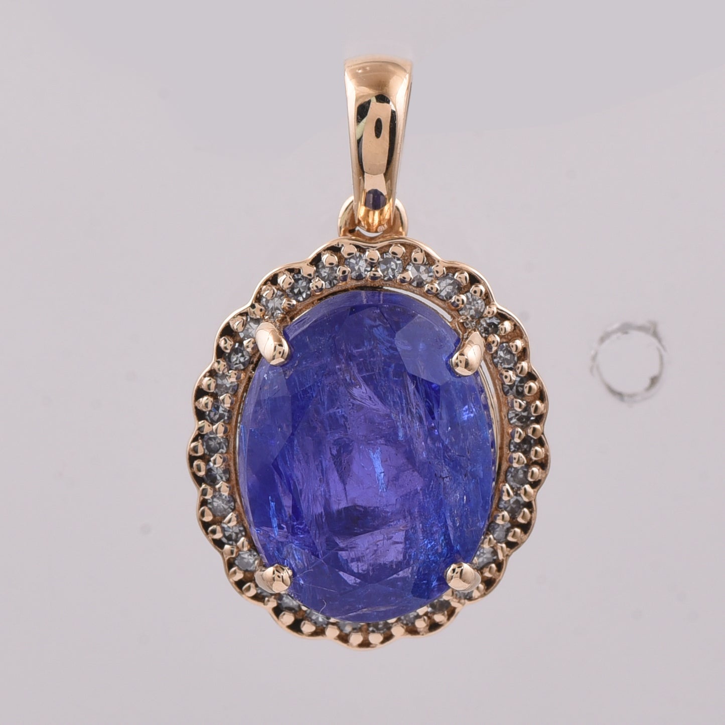 4.65 Ct Oval Natural Tanzanite 14K Gold Pendant