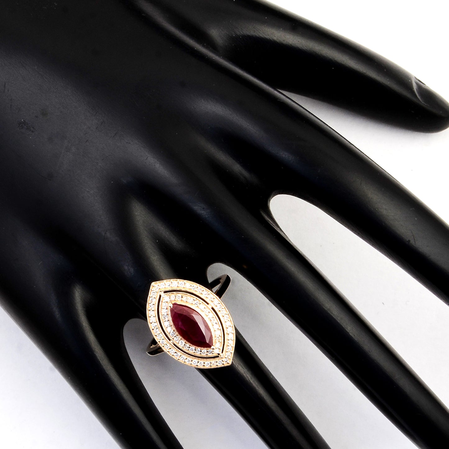 1.85 Ct Natural Codundum Ruby 14K Gold Ring