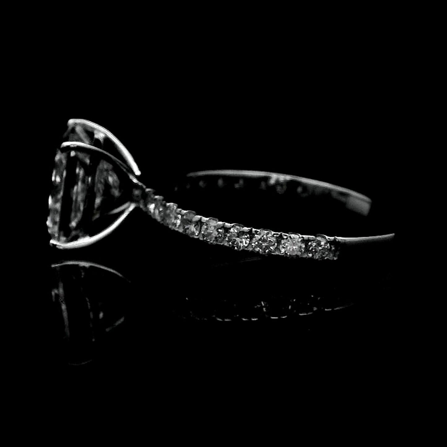 3.27 Carats Lab Grown Diamond 14K Gold Ring