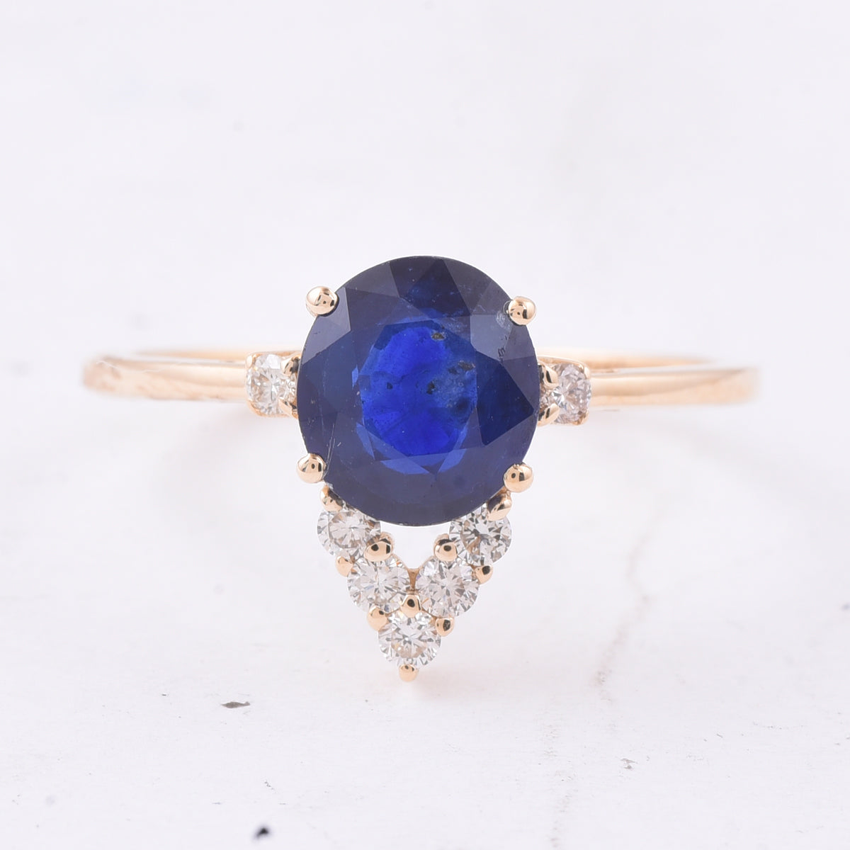 1.90 Ct Oval Natural Sapphire 14K Gold Ring