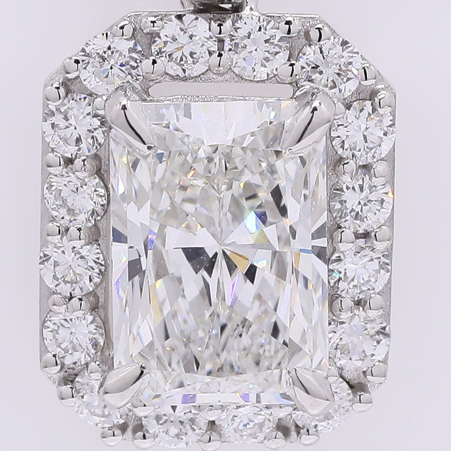2.43 Carats Lab Grown Diamond 950 Platinum Pendant