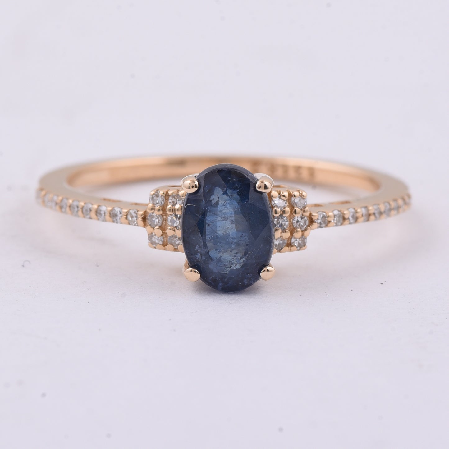 1.46 Ct Oval Natural Sapphire 14K Gold Ring