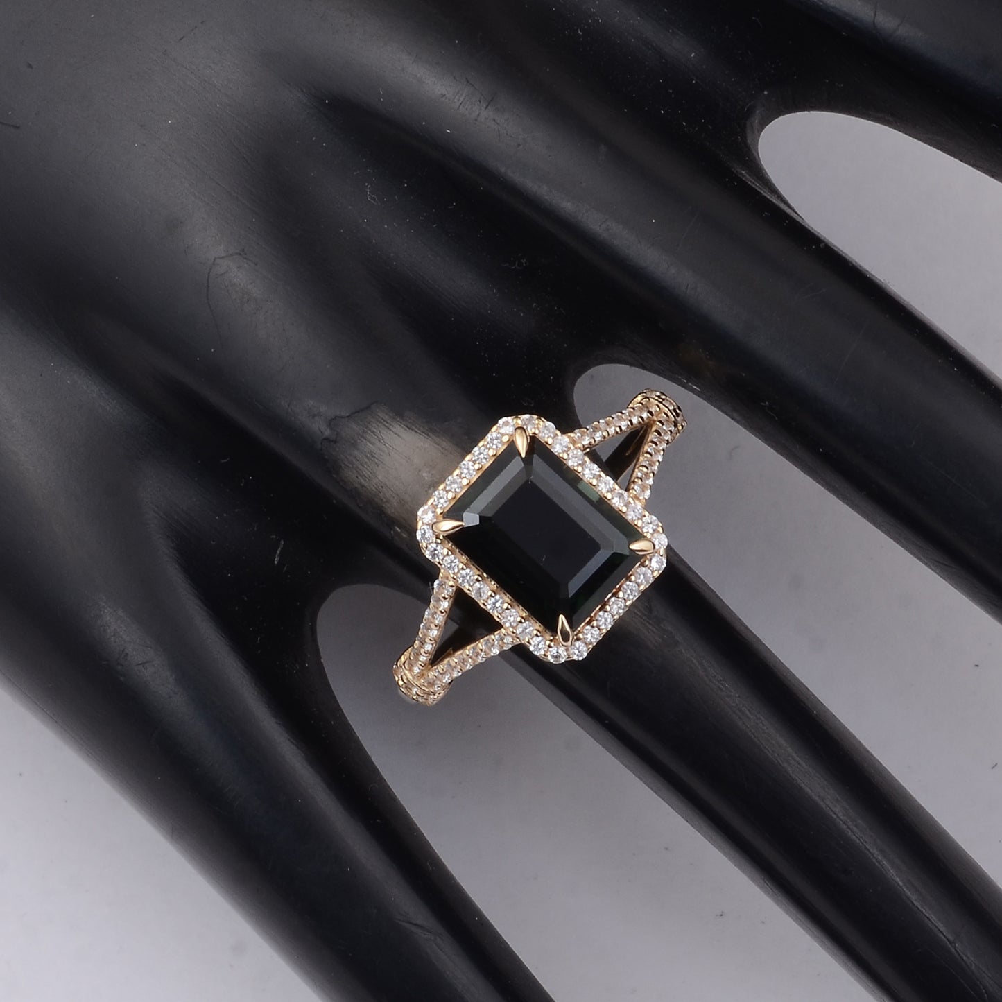 2.91 Ct Octagon Tourmaline 9K Gold Ring