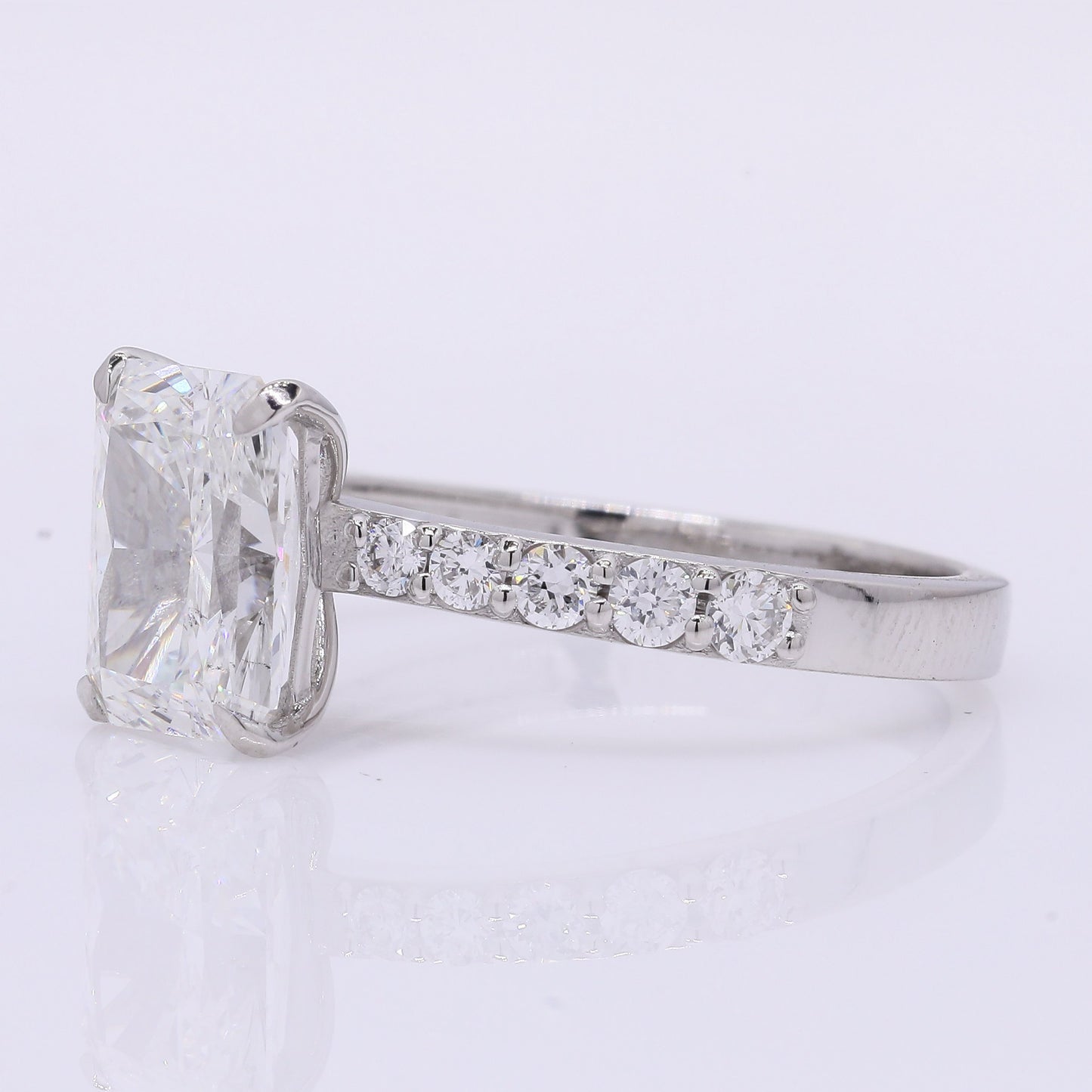 2.27 Carats Lab Grown Diamond 950 Platinum Ring