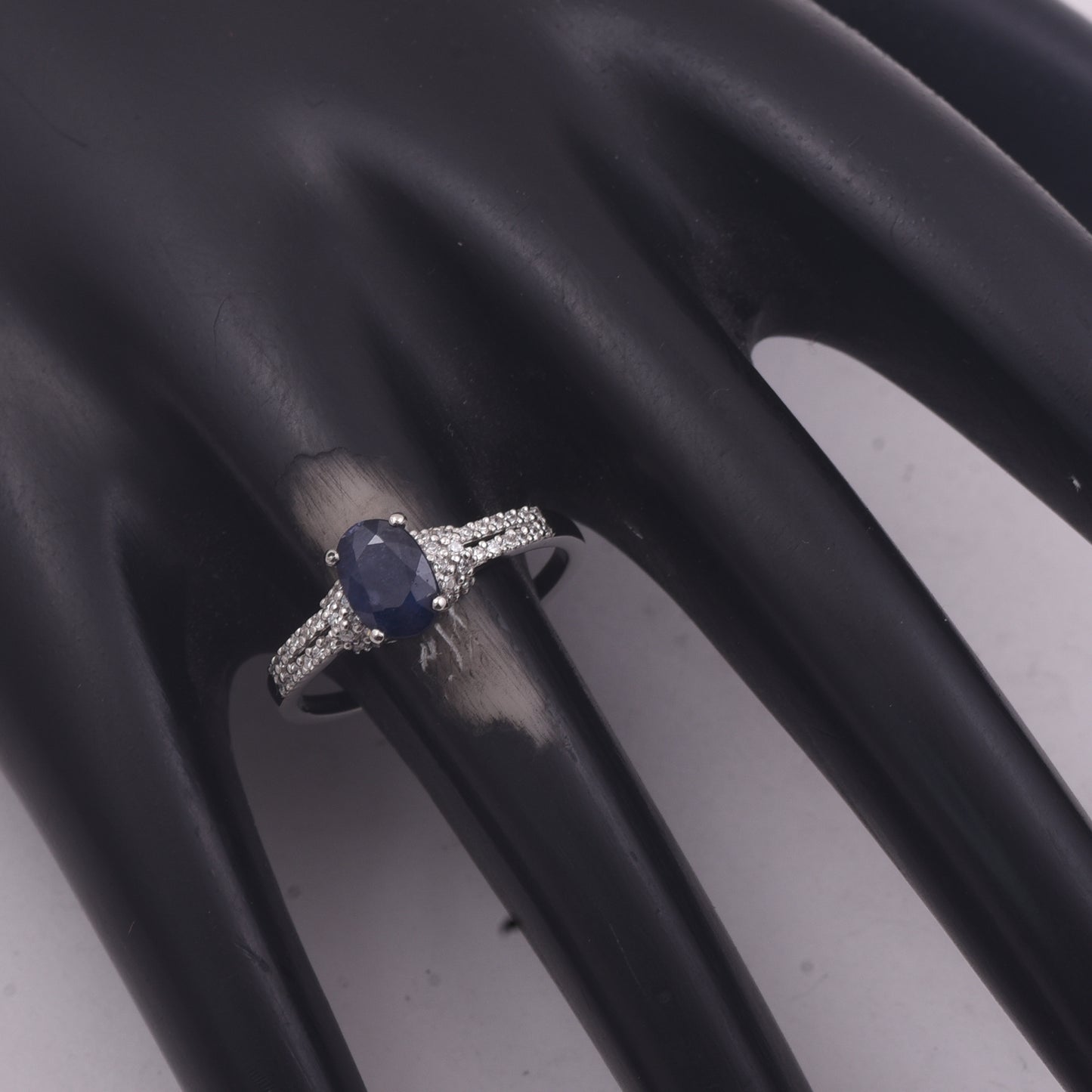 1.24 Ct Oval Mixed Cut Natural Sapphire 950 Platinum Ring