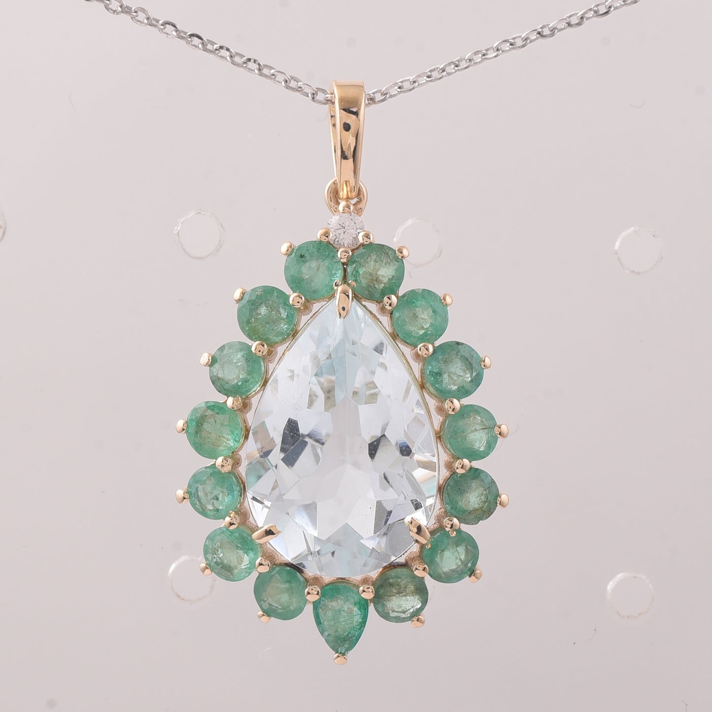 6.79 Ct Pear Aquamarine 9K Gold Pendant
