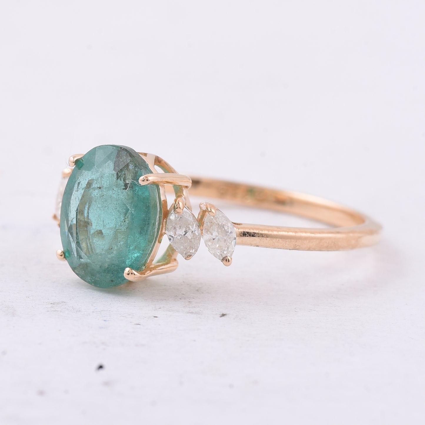 1.78 Ct Oval Natural Emerald 14K Gold Ring