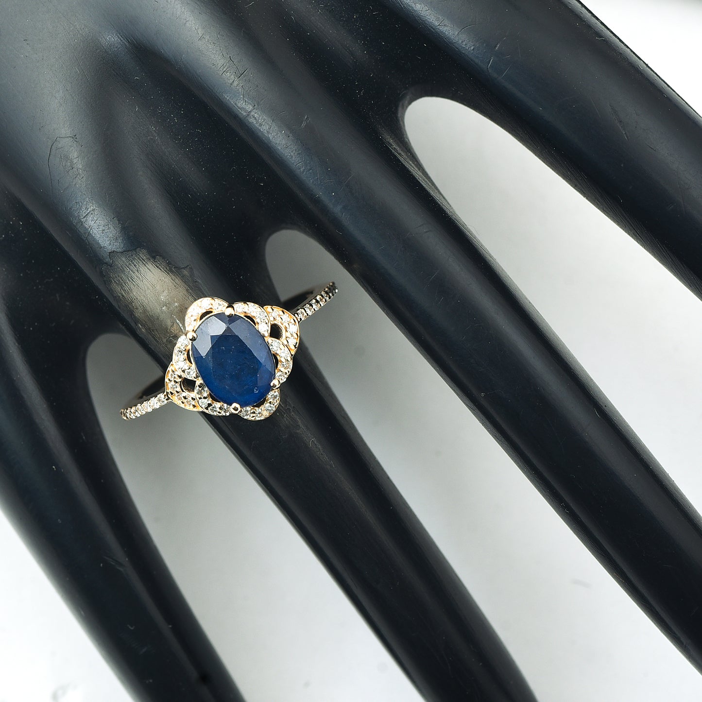 1.71 Ct Oval Mixed Cut Natural Sapphire 14K Gold Ring