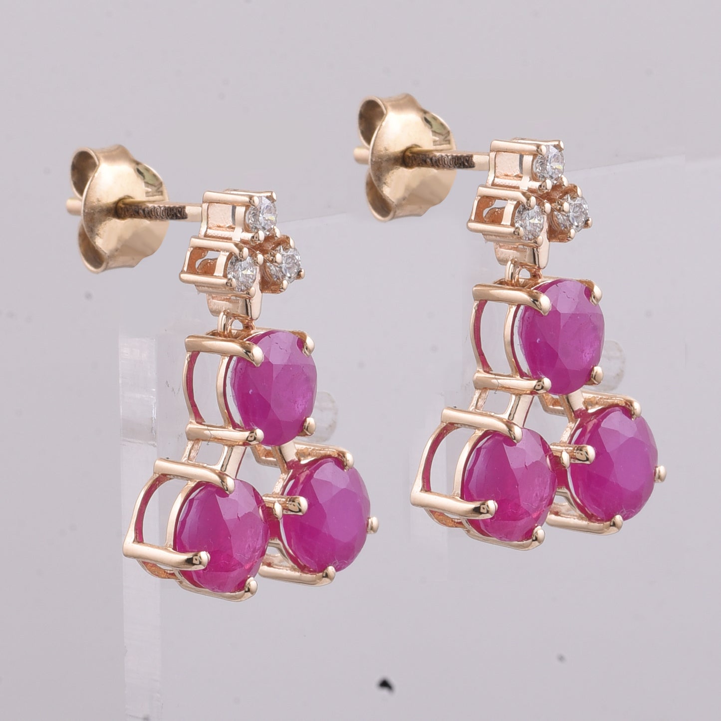 4.38 Ct Round Natural Ruby 14K Gold Earrings
