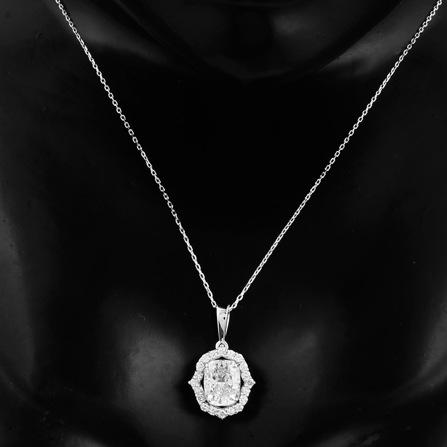 1.46 Carats Lab Grown Diamond 14K Gold Pendant