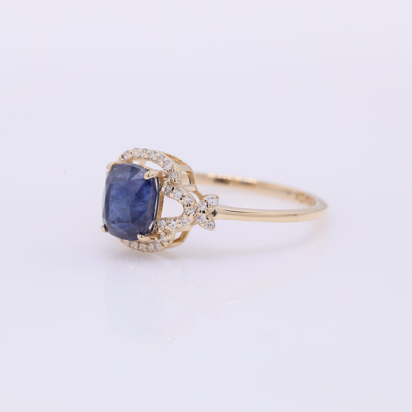 2.09 Ct Cushion Mixed Cut Natural Sapphire 14K Gold Ring