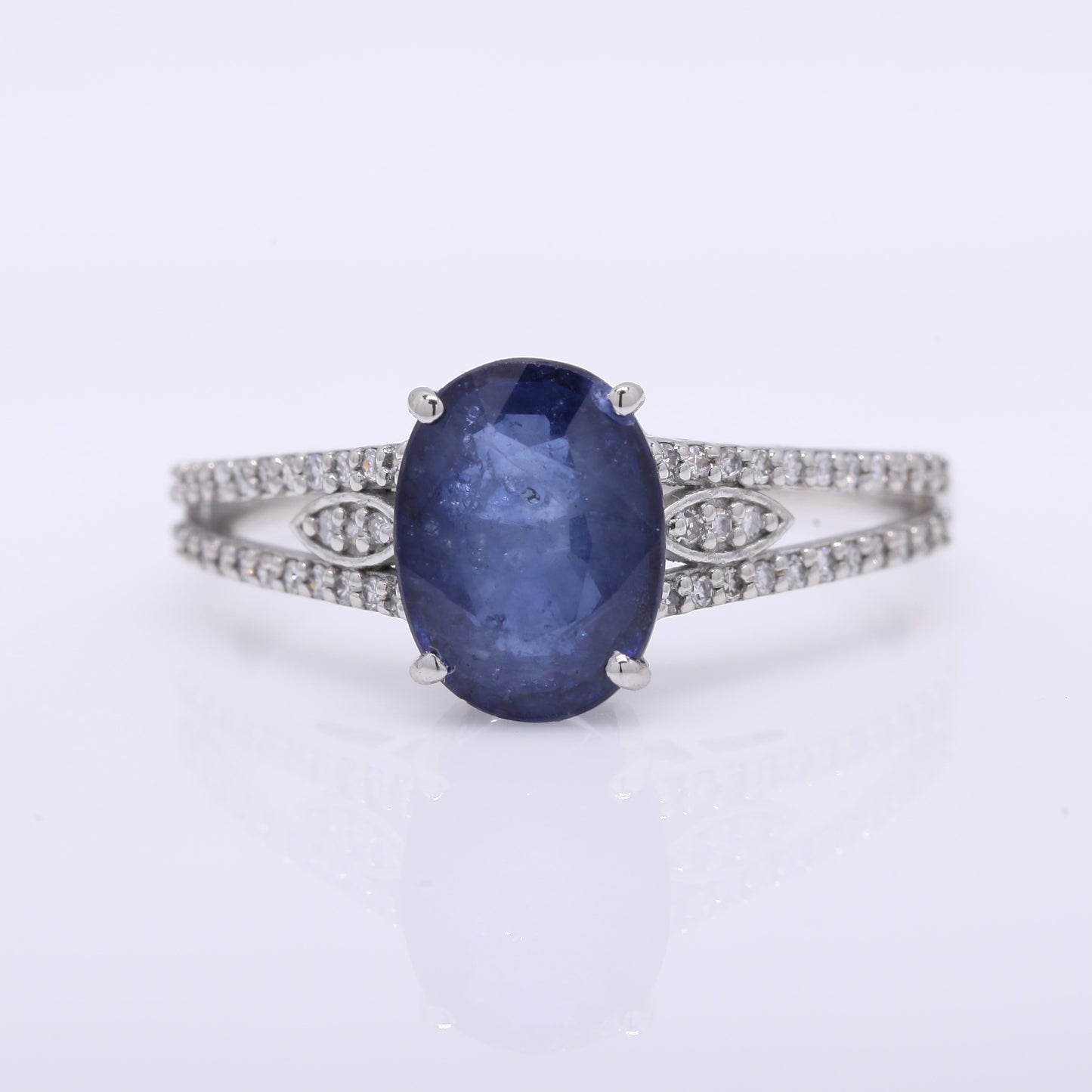 2.65 Ct Oval Mixed Cut Natural Sapphire 950 Platinum Ring