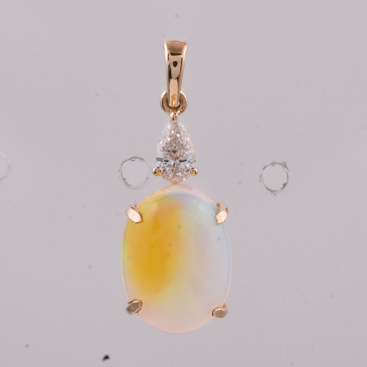 3.85 Ct Oval Cabochon Cut Natural Opal 14K Gold Pendant
