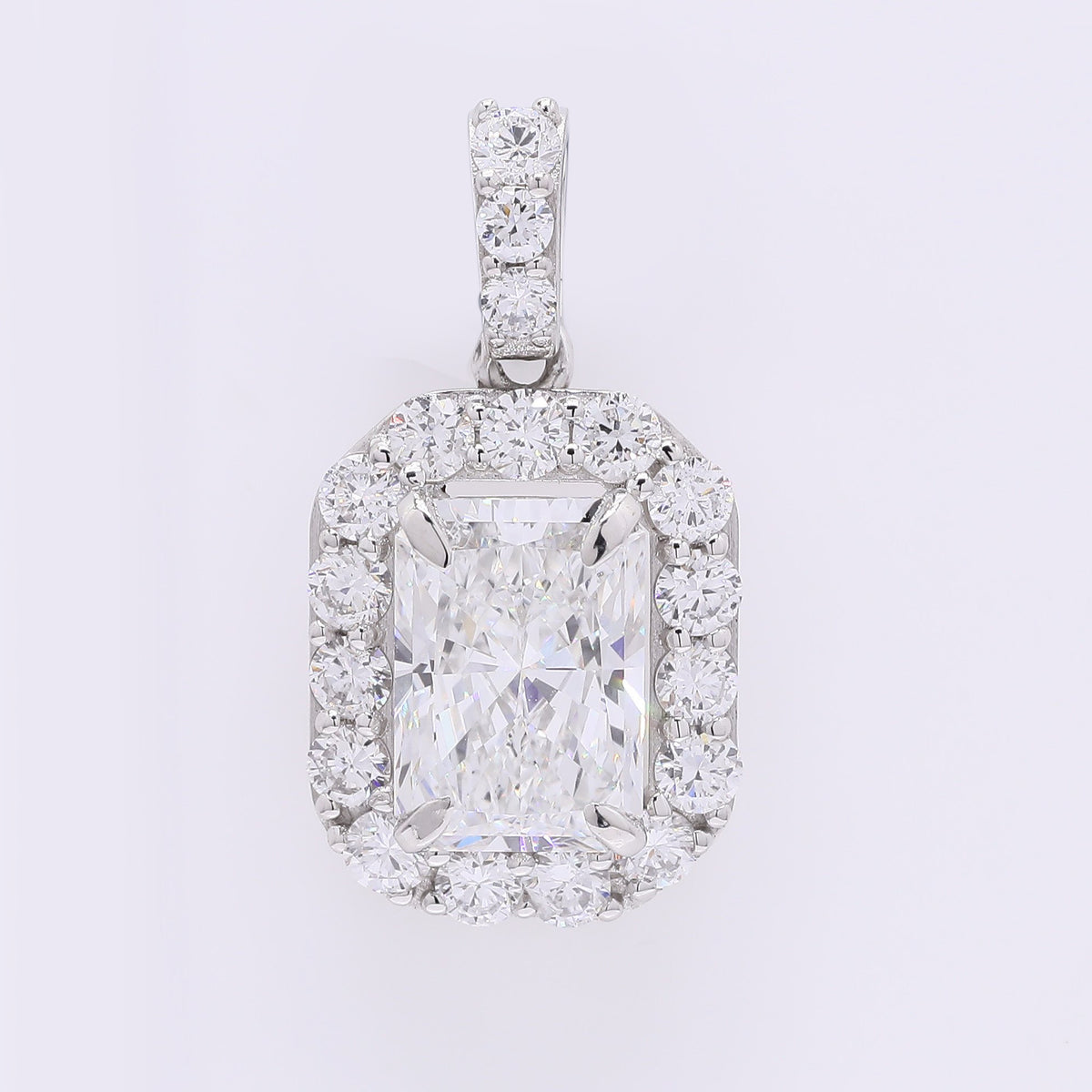 2.64 Carats Lab Grown Diamond 950 Platinum Pendant