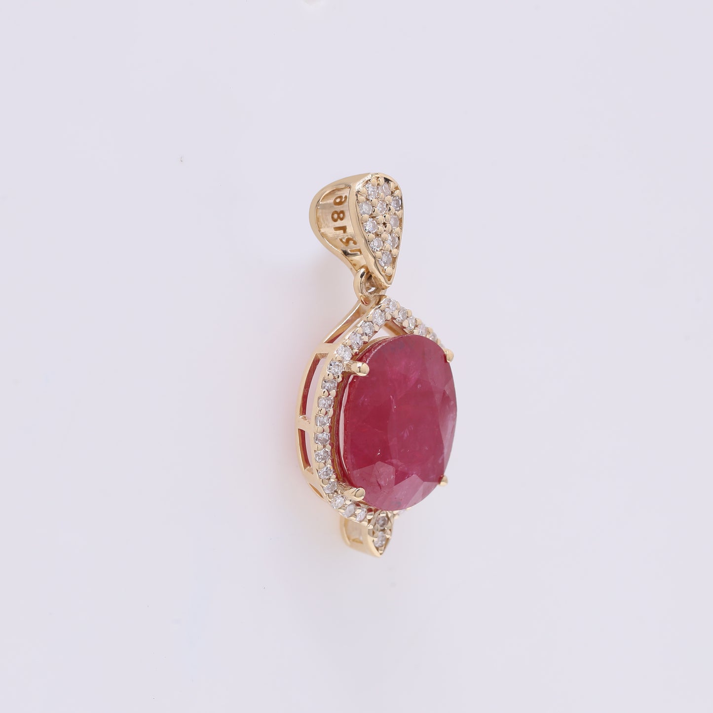 3.54 Ct Oval Mixed Cut Natural Ruby 14K Gold Pendant