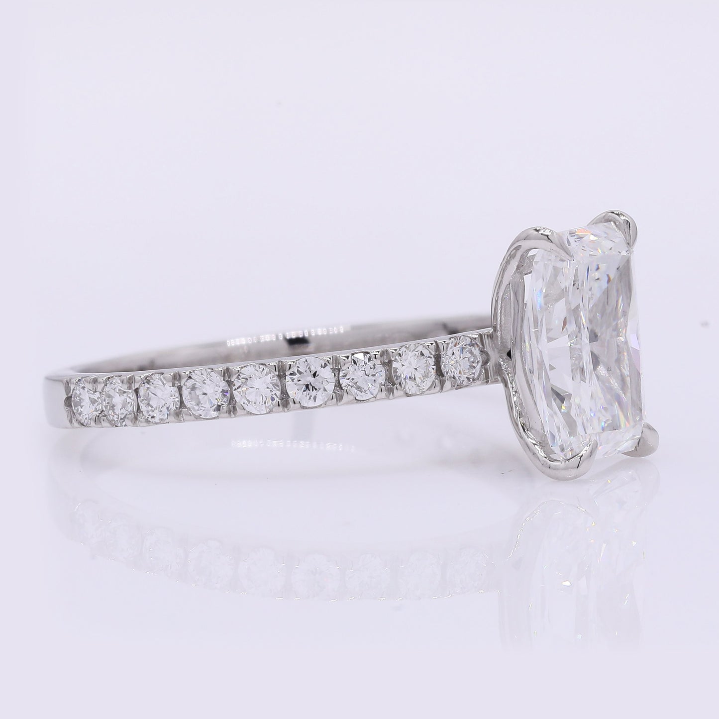 2.37 Carats Lab Grown Diamond 950 Platinum Ring
