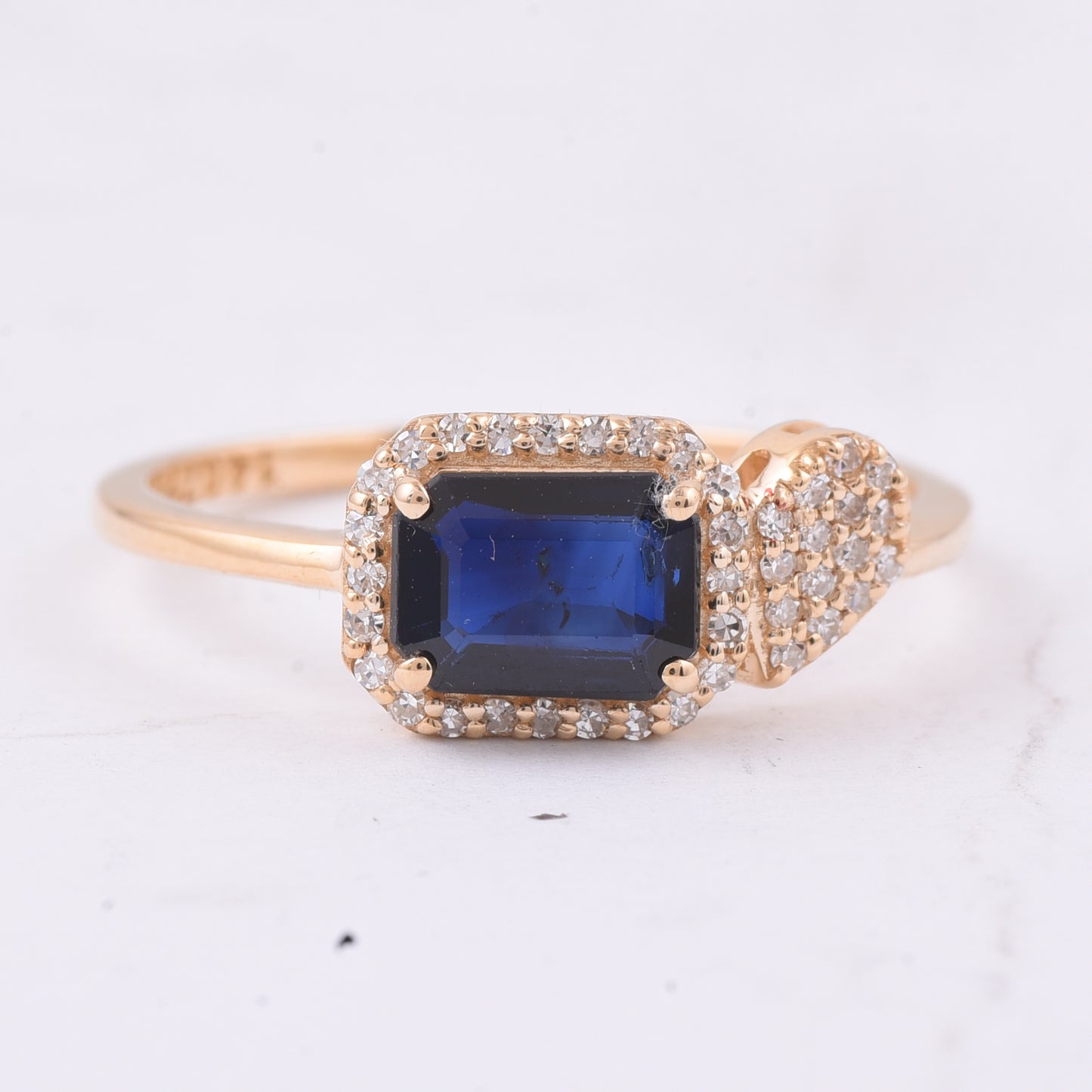 1.03 Ct Octagon Step Cut Natural Sapphire 14K Gold Ring