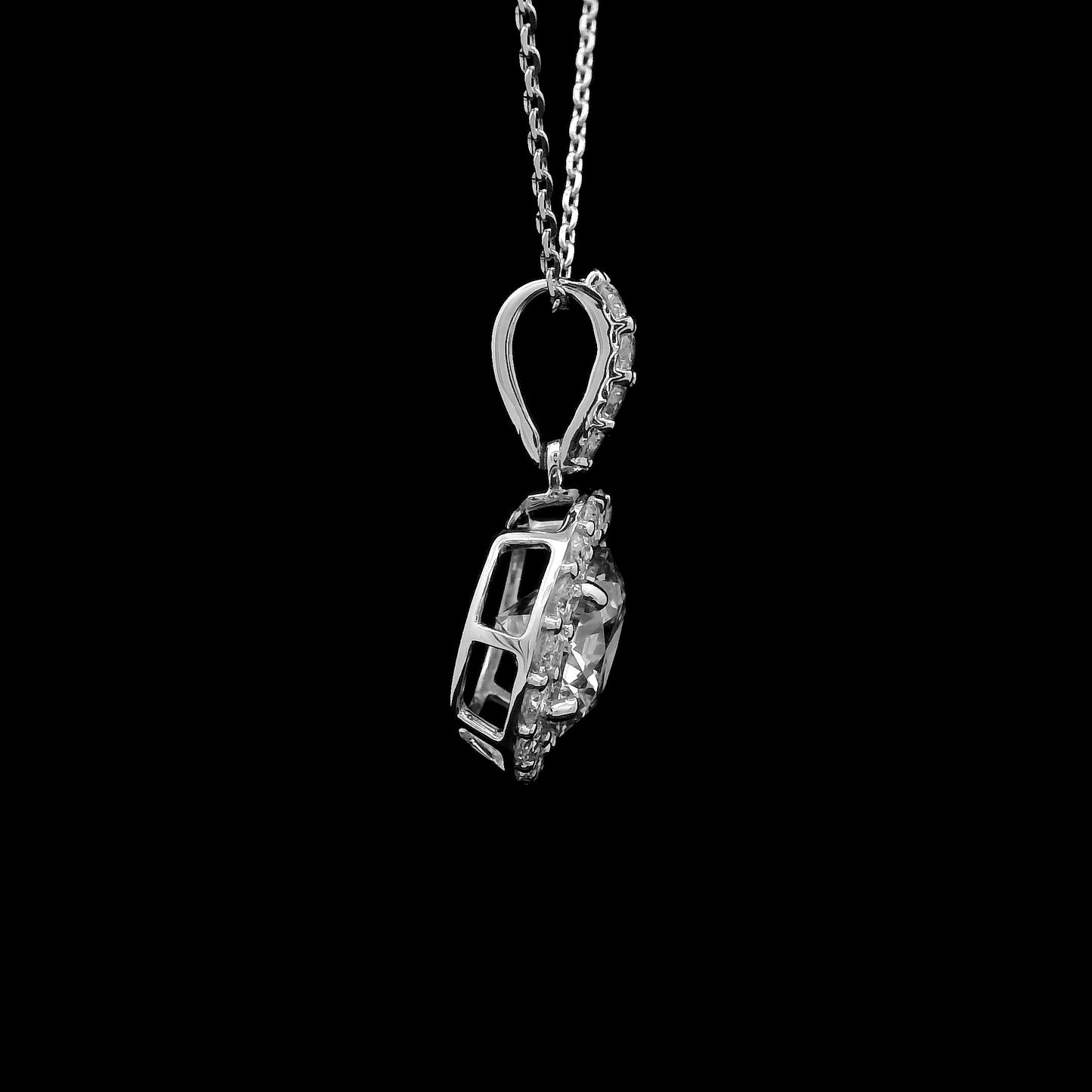 2.09 Carats Lab Grown Diamond 14K Gold Pendant
