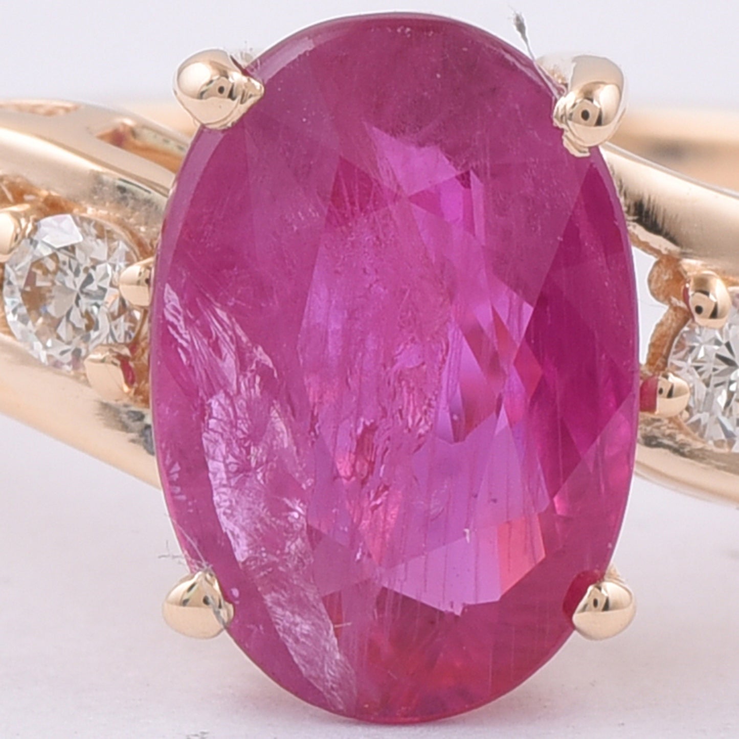 2.02 Ct Oval Natural Ruby 14K Gold Ring