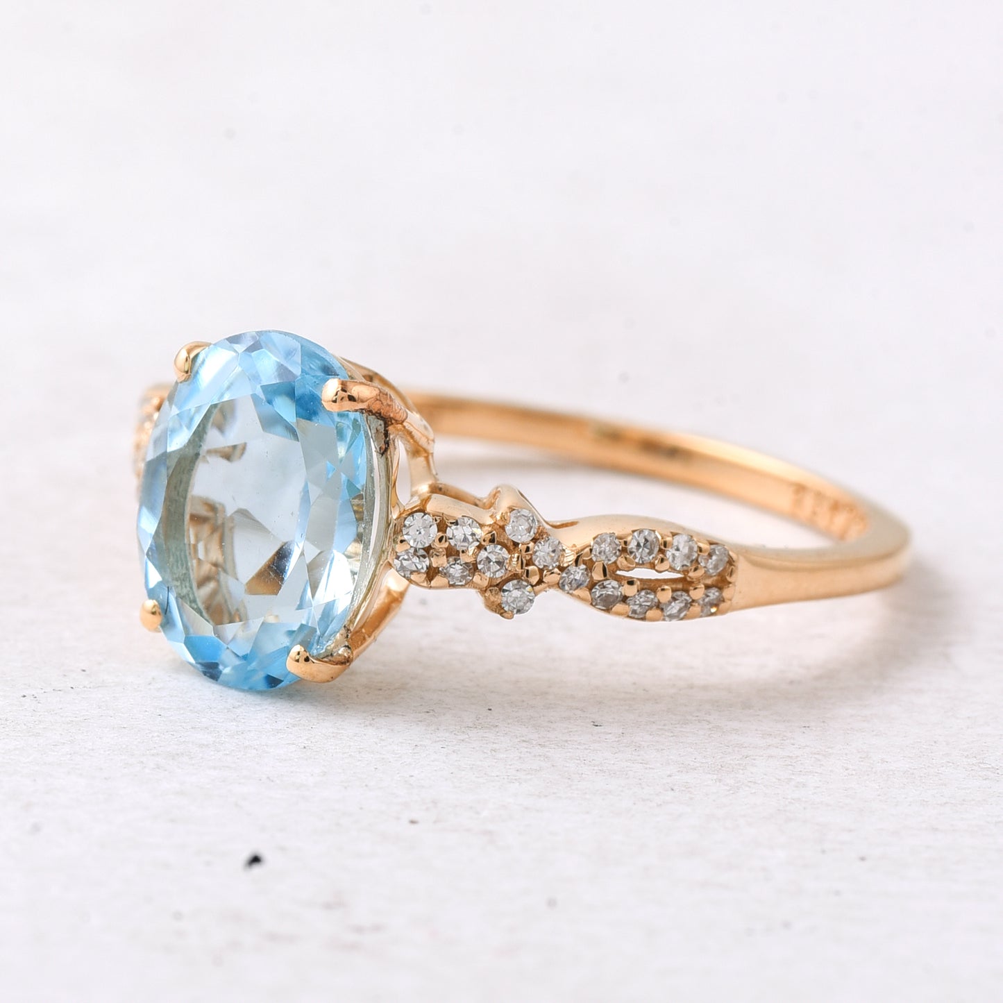 2.48 Ct Oval Mixed Cut Natural Topaz 14K Gold Ring