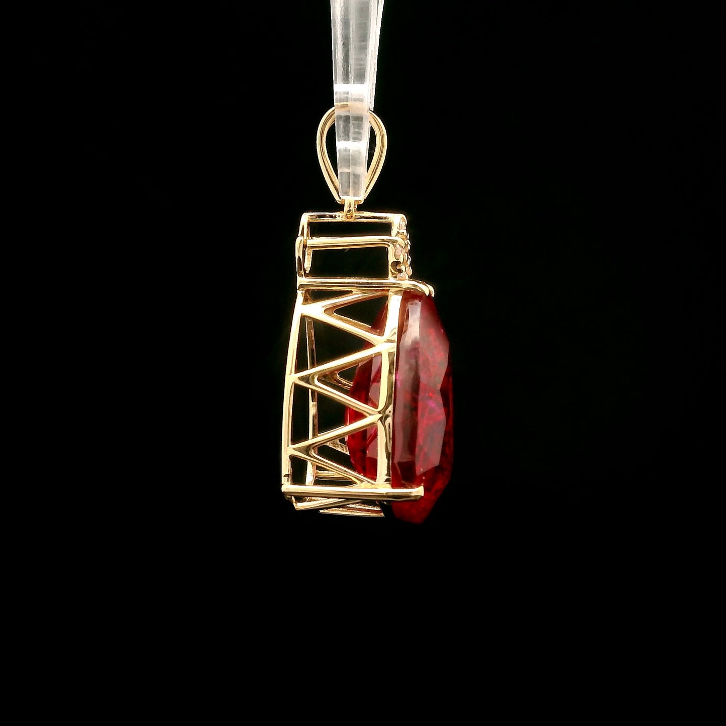 8.26 Ct Pear Mixed Cut Lab Grown Ruby 14K Gold Pendant