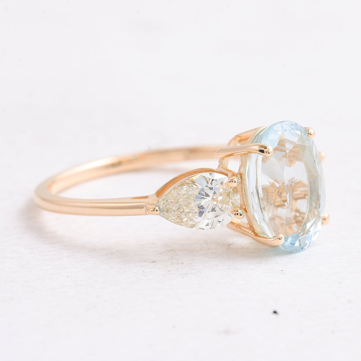 2.96 Ct Oval Mixed Cut Natural Aquamarine 14K Gold Ring
