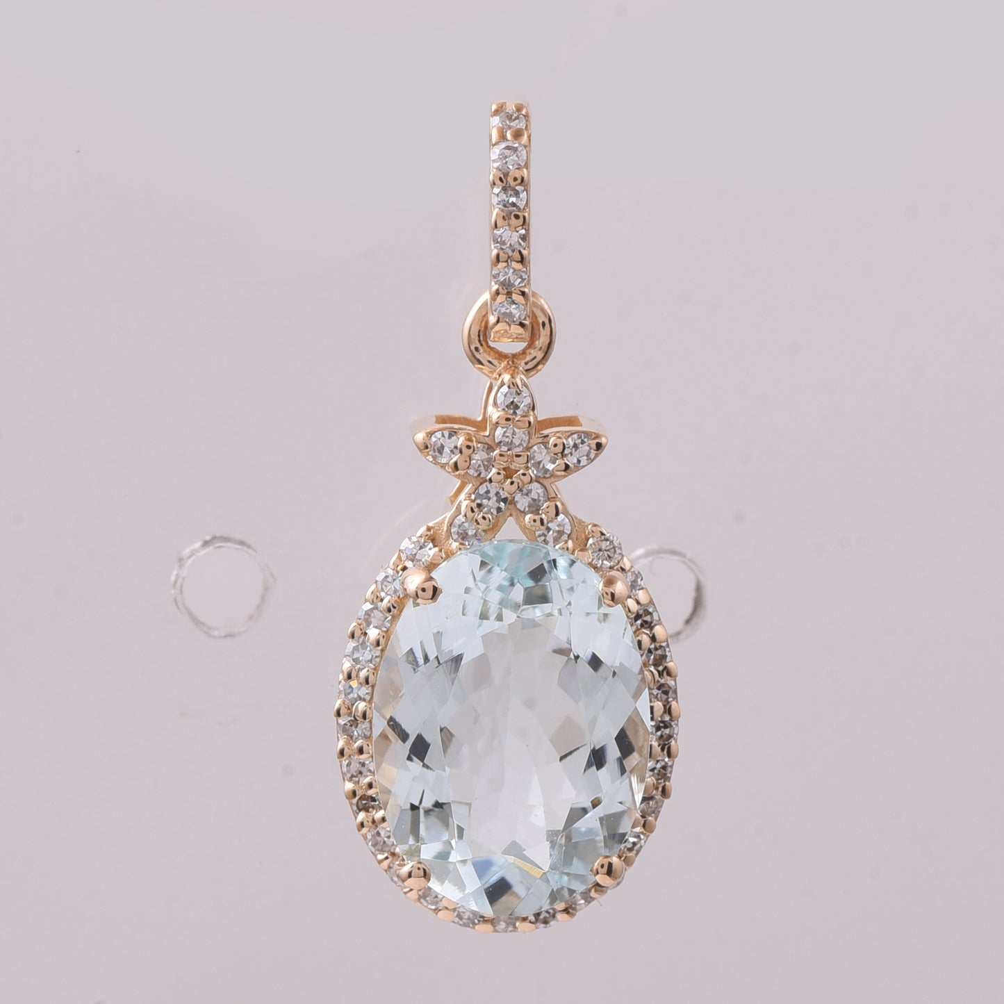 2.16 Ct Oval Aquamarine 14K Gold Pendant