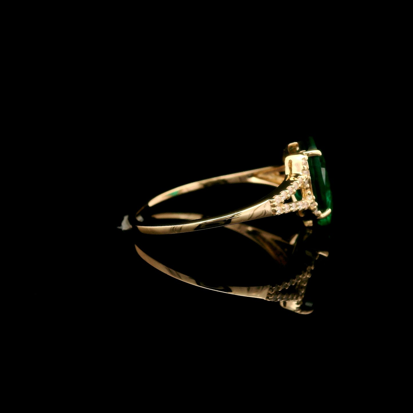 1.89 Ct Pear Mixed Cut Lab Grown Emerald 14K Gold Ring