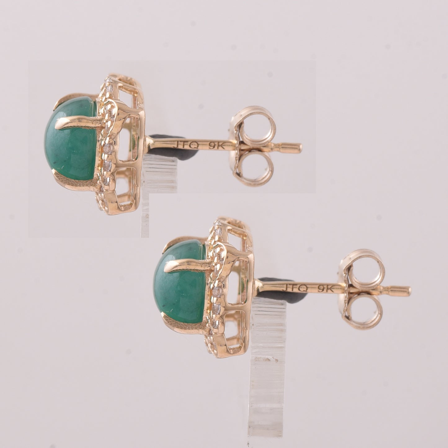 2.25 Ct Round Emerald 9K Gold Earrings