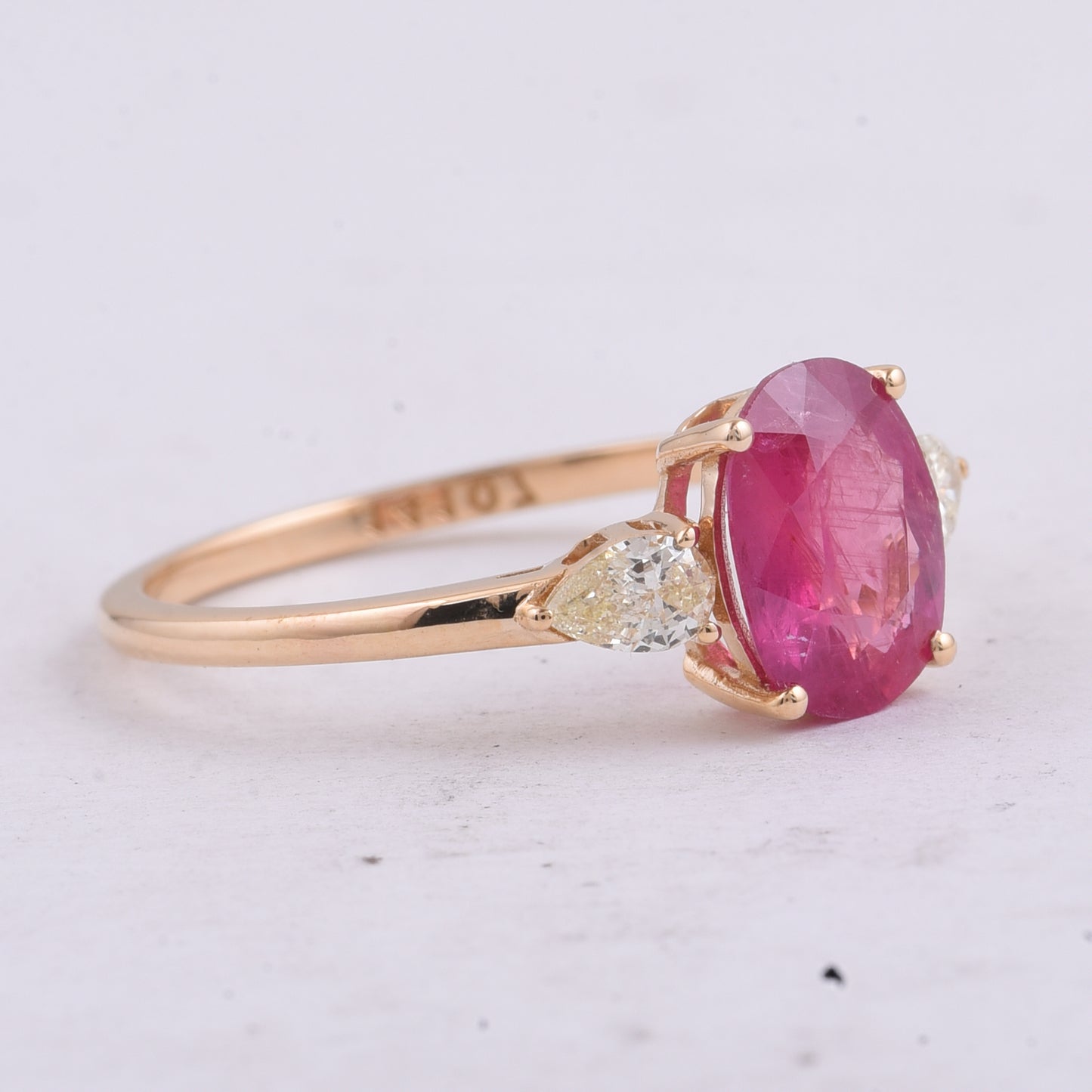 1.98 Ct Oval Natural Ruby 14K Gold Ring